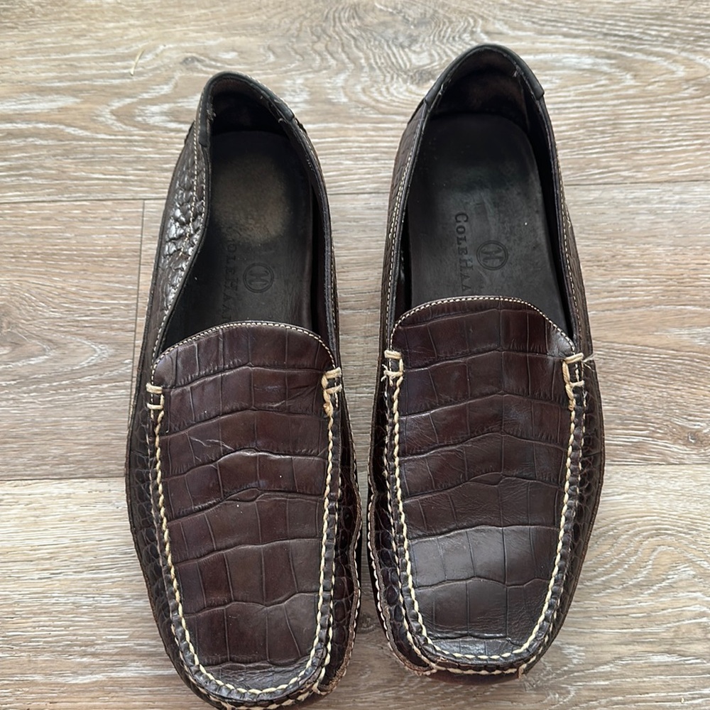 Cole Haan. Men’s shoes. Size 9 medium. Brown. Excellent condition.